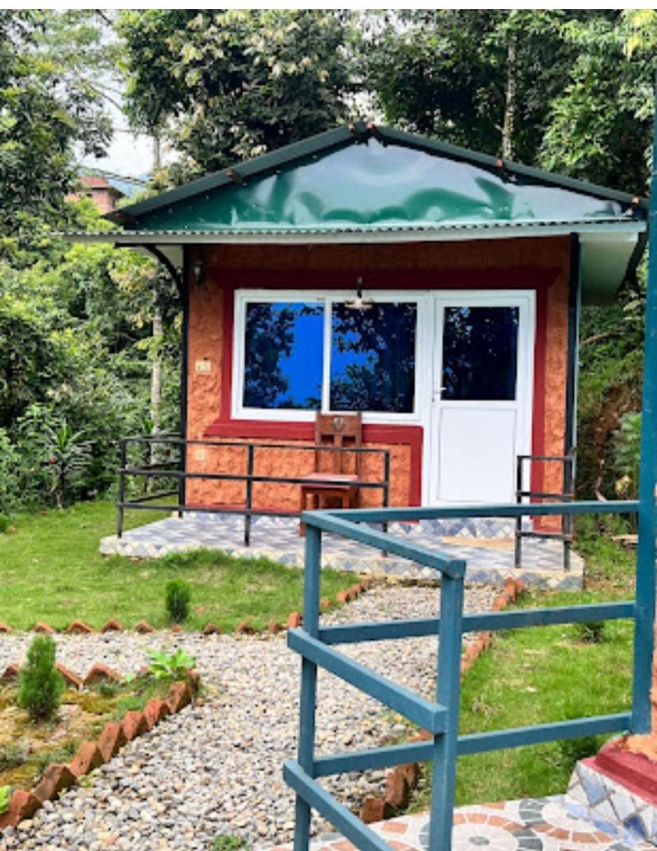 Into The Wild Pokhara Villa Kāskī Eksteriør billede