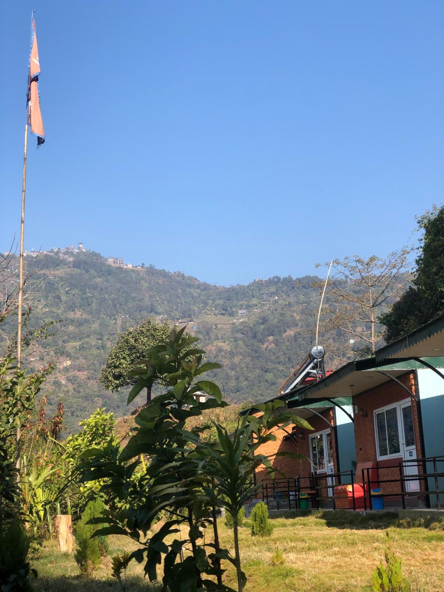 Into The Wild Pokhara Villa Kāskī Eksteriør billede